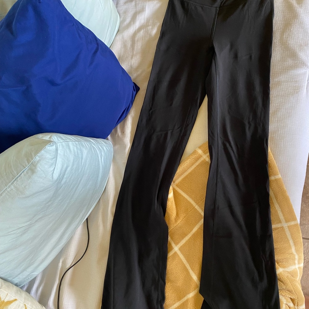 Lululemon Groove Super High Rise Flared Pant Nulu